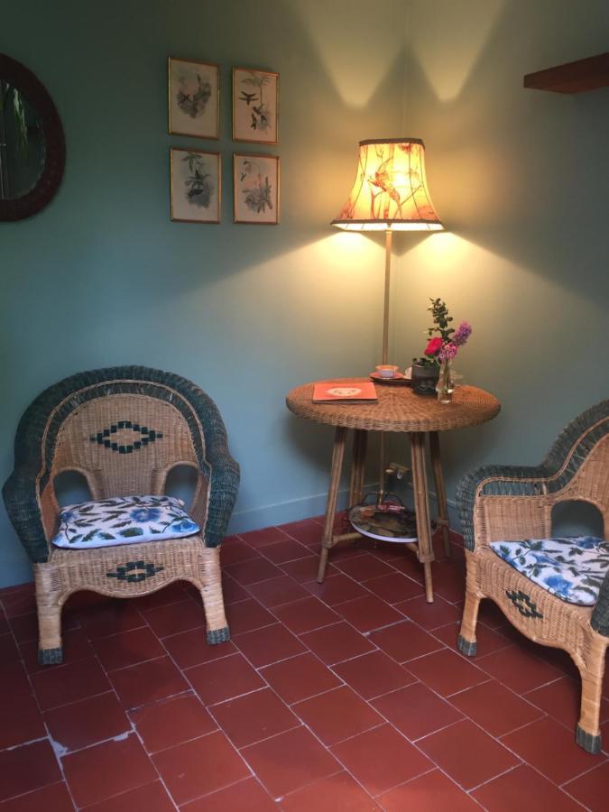 Damechouette Bed and Breakfast Pujols  Buitenkant foto